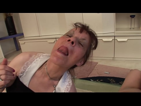 ❤️ Dwie babcie i jeden dziadek mają trójkąt ☑ Anal video at pl.mysexgamer.ru ﹏